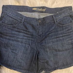 Old navy boyfriend shorts